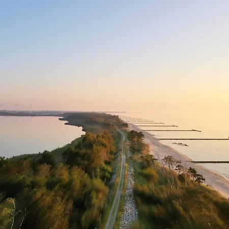 Sunrise Nad Morzem I Jeziorem Kopan דירה